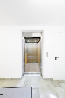 Hotel Langgenhof - Ascensore