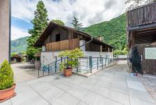 Camping Steiner: Rampa di accesso alla piscina