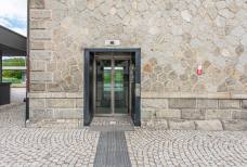 Stazione di Brunico - Ascensore binario 1