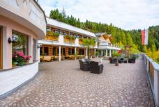 Hotel Schwarzenbach - Terrazza e parco giochi