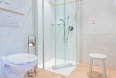 Badezimmer 107