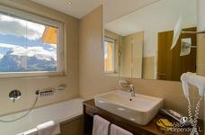 Alpenhotel Panorama: Badezimmer Suite Panorama