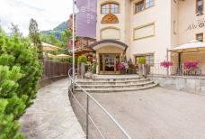 Hotel Alte Mühle a Campo Tures - Rampa per l'entrata principale