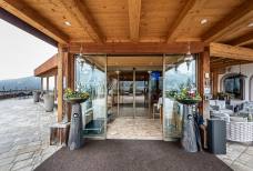 Panoramahotel Taljörgele - Rezeption und Bar
