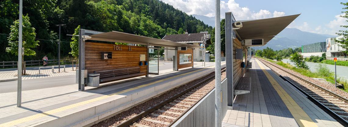 Bahnhof Töll