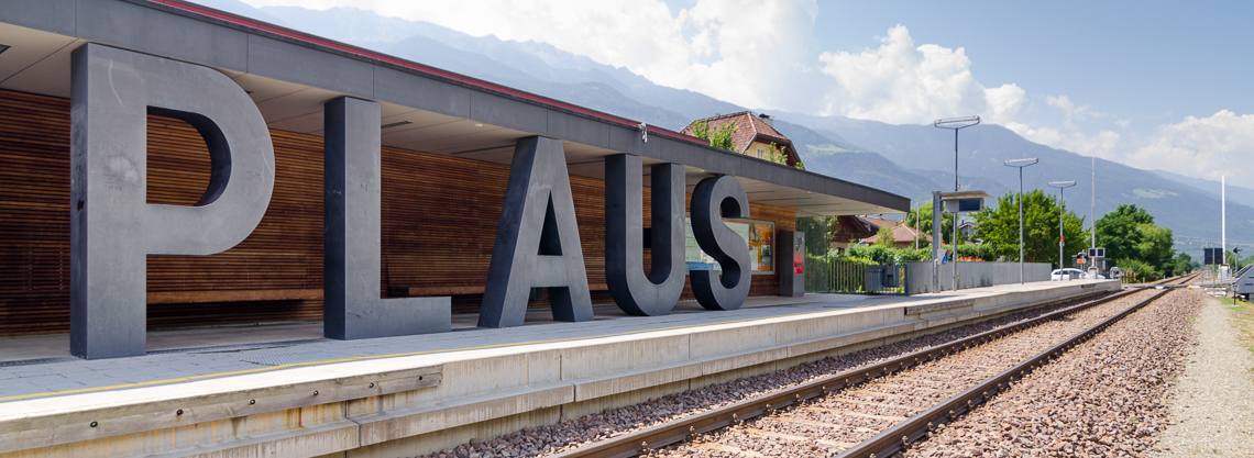 Bahnhof Plaus