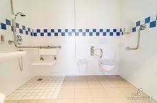 Alpinpool - Bagno presso la zona sauna