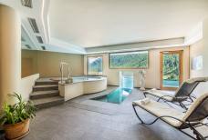 Hotel Tonzhaus - Schwimmbad