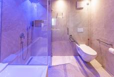 Tratterhof - Mountain Sky Hotel - Bagno Panorama suite Dolomites