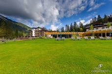 Hotel Dolomitenhof - Giardino
